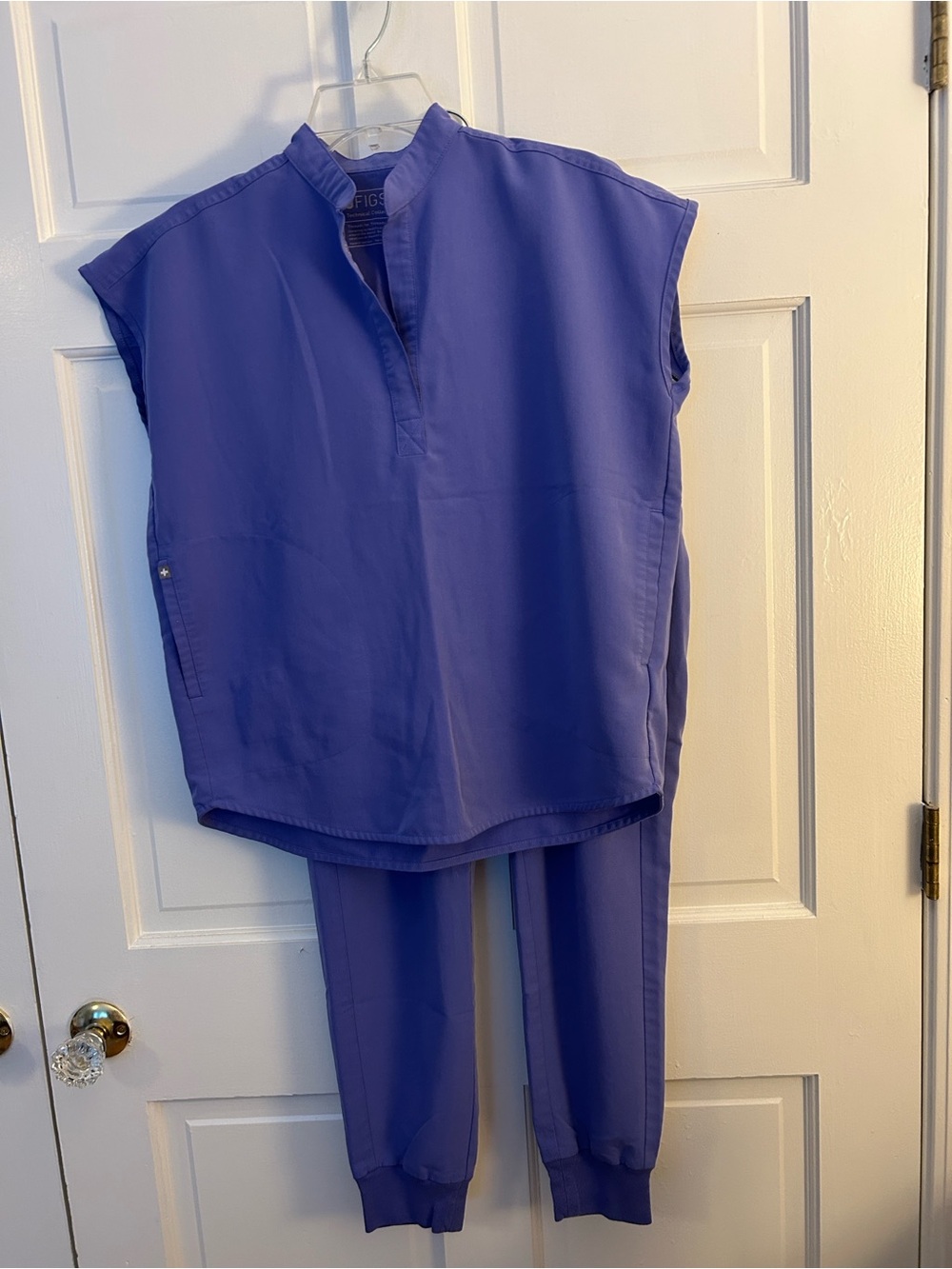 FIGS Women’s Zamora Joggers in Limited Edition Blueberry - S - Picture 3 of 7